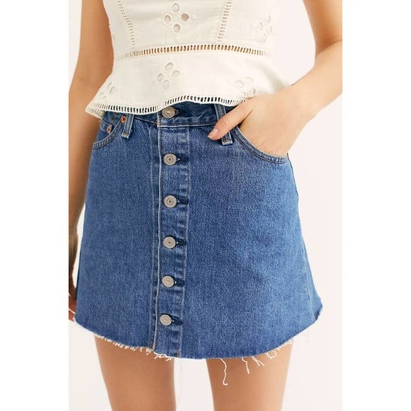 Levi's Dresses & Skirts - Levi's Button Front Jean Skirt Mini Raw Hem Size 28 Denim A Line Medium Wash